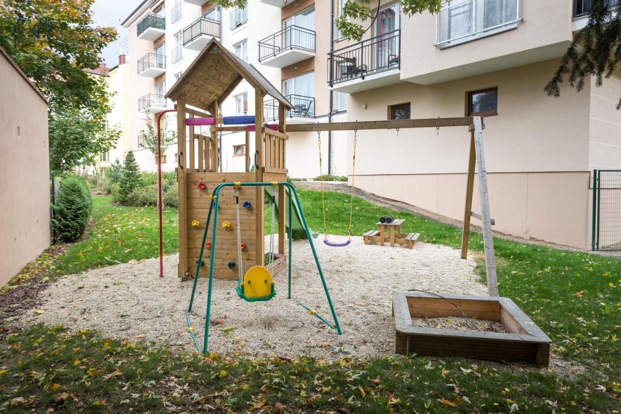 Ferienwohnung Apartman Alexandra Mariánské Lázně Exterior foto